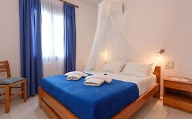 Kalamaki Holidays - Finikas Studios & Apartments